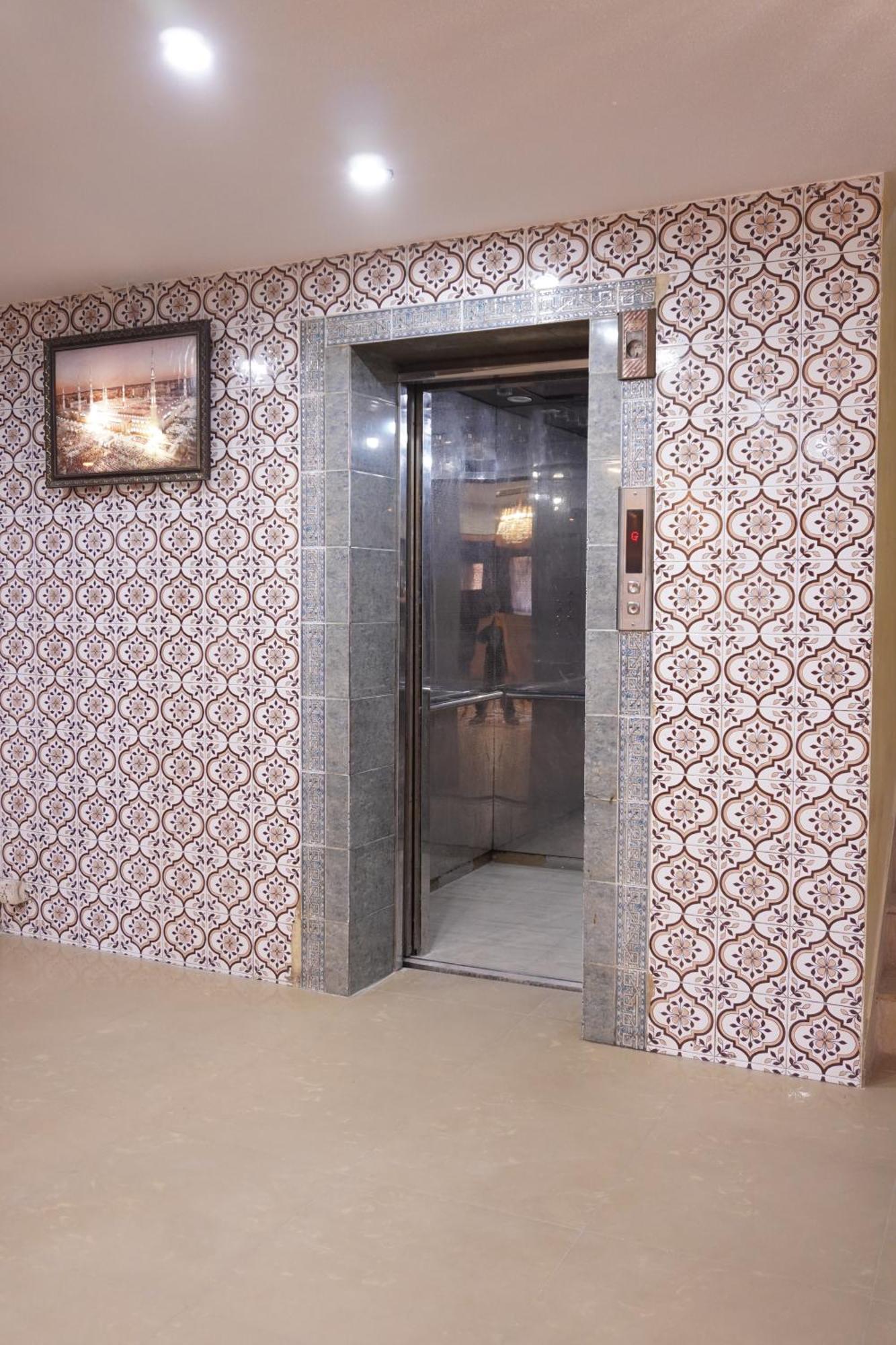 National Hotel Лахор Екстер'єр фото